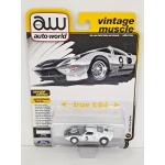 Auto World 1:64 Ford GT40 1964 white black